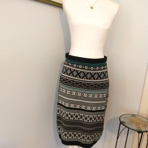 NWOT Patterned Sweater Pencil Skirt